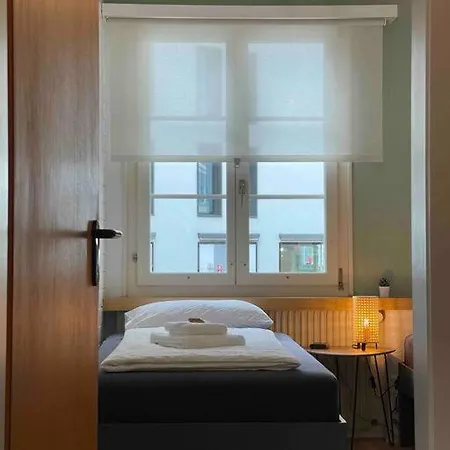 아파트 No.8 Boutique *