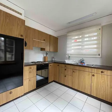 아파트 No.8 Boutique *