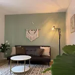 Apartment No.8 Boutique