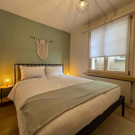 No.8 Boutique Apartamento Unterseen